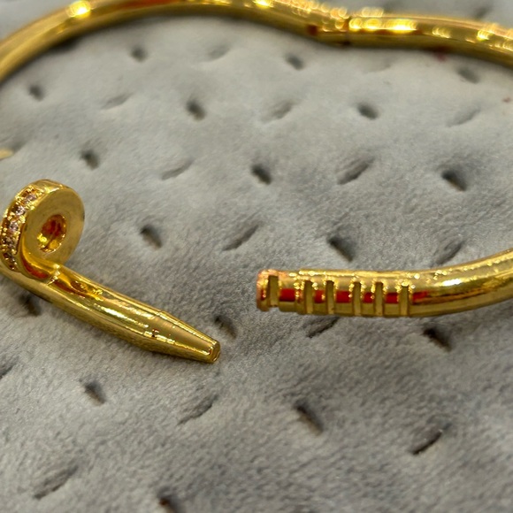 Beautiful Nail Cubic Zirconia Accented Bracelet-Select Gold or Silver-Boutique - Picture 4 of 11